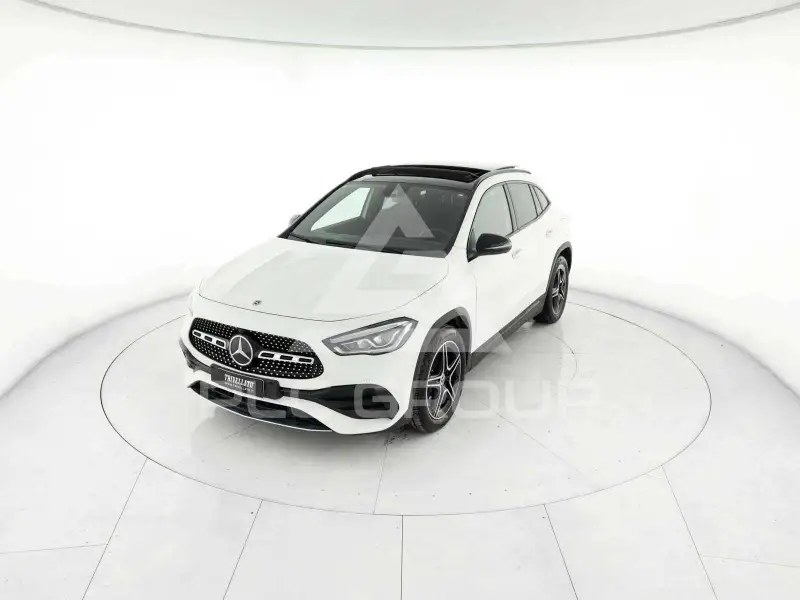 2021 Mercedes Benz GLA 200