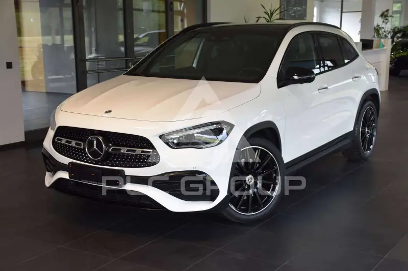 2021 Mercedes Benz GLA 220