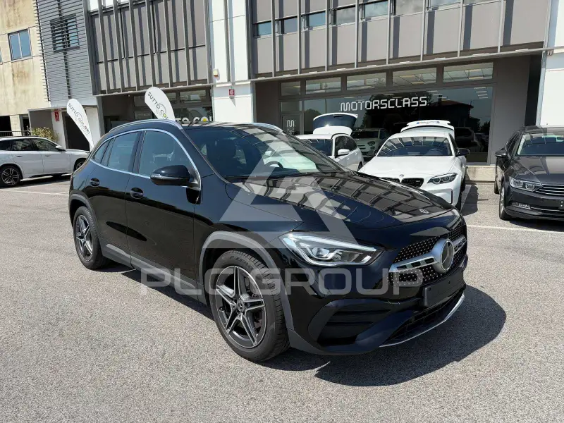 2021 Mercedes Benz GLA 220