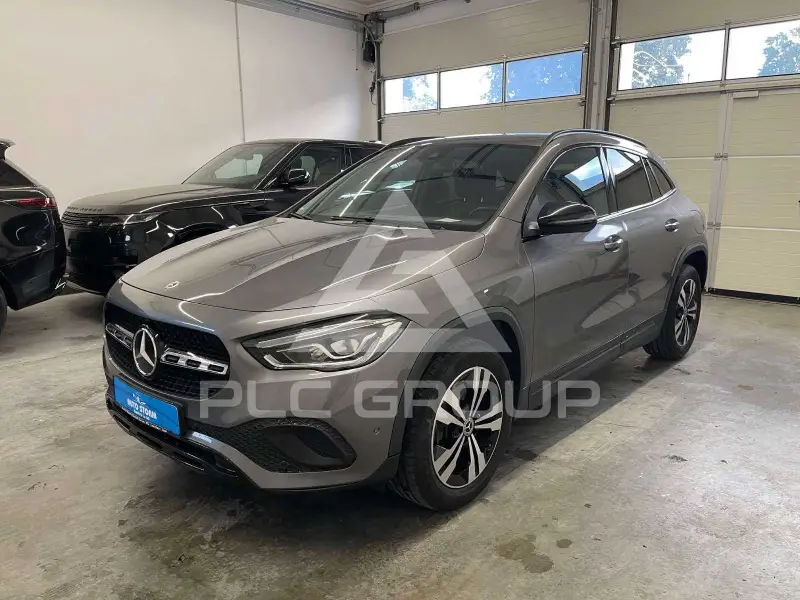 2021 Mercedes Benz GLA 220