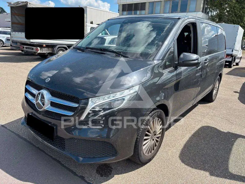 2021 Mercedes Benz V 220