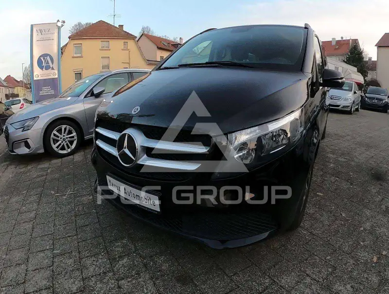 2021 Mercedes Benz V 220