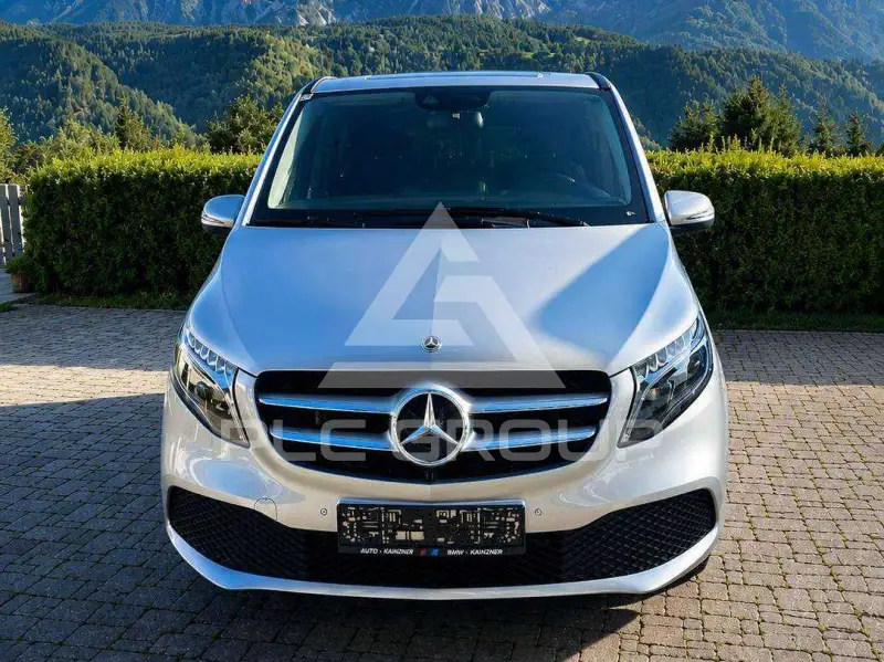 2021 Mercedes Benz V 220