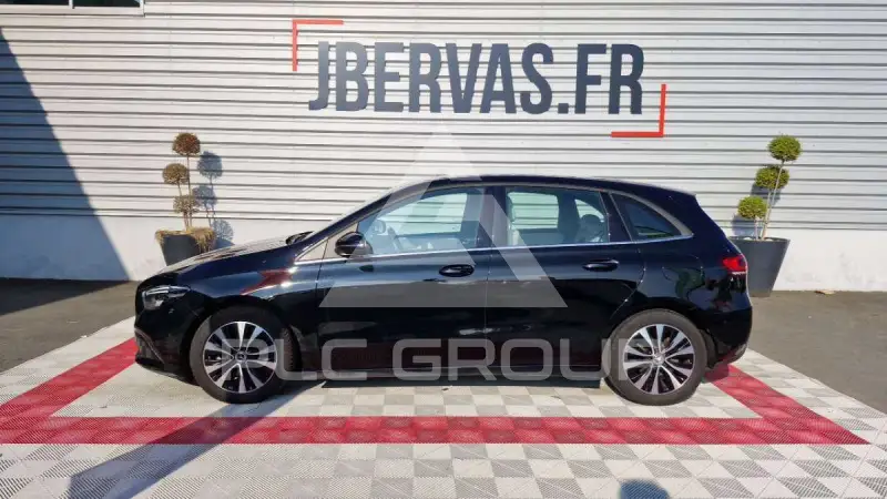2021 Mercedes Benz B 180