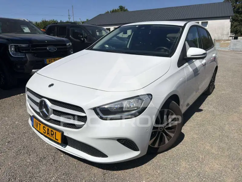 2021 Mercedes Benz B 180