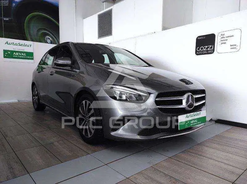2021 Mercedes Benz B 180