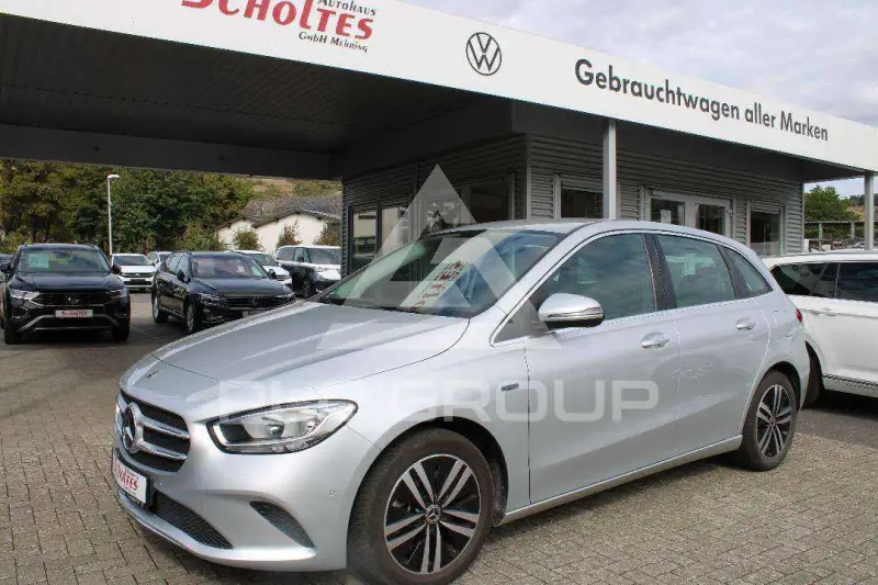 2021 Mercedes Benz B 250