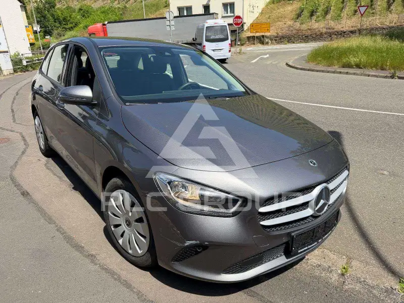 2021 Mercedes Benz B 250