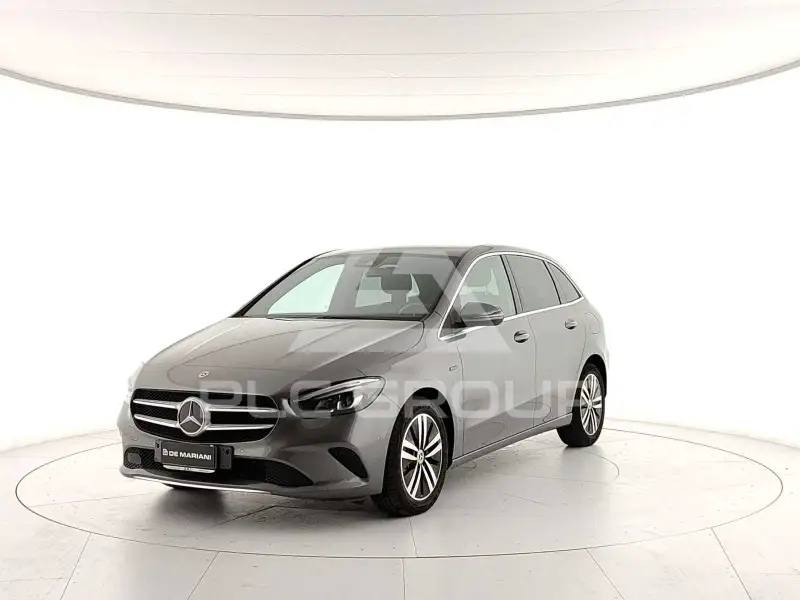 2021 Mercedes Benz B 250