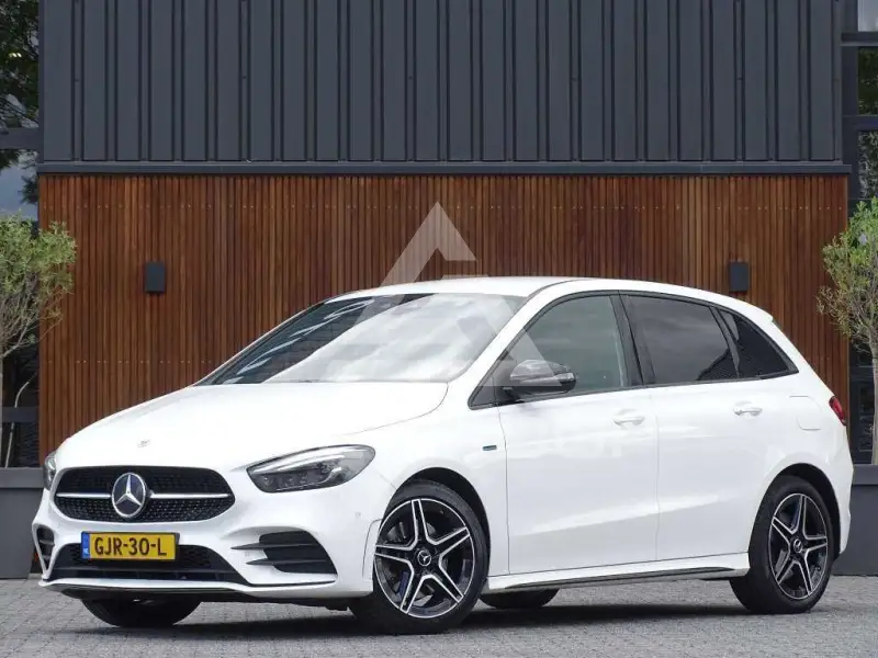 2021 Mercedes Benz B 250