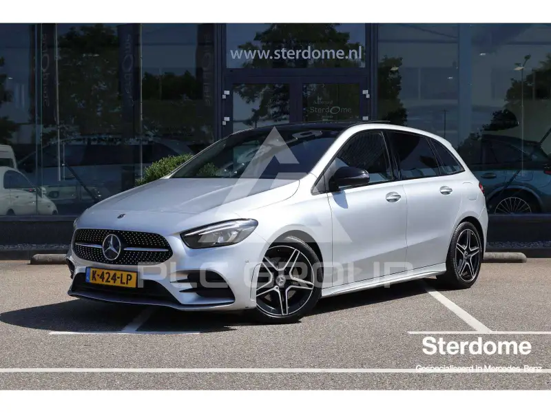 2021 Mercedes Benz B 220