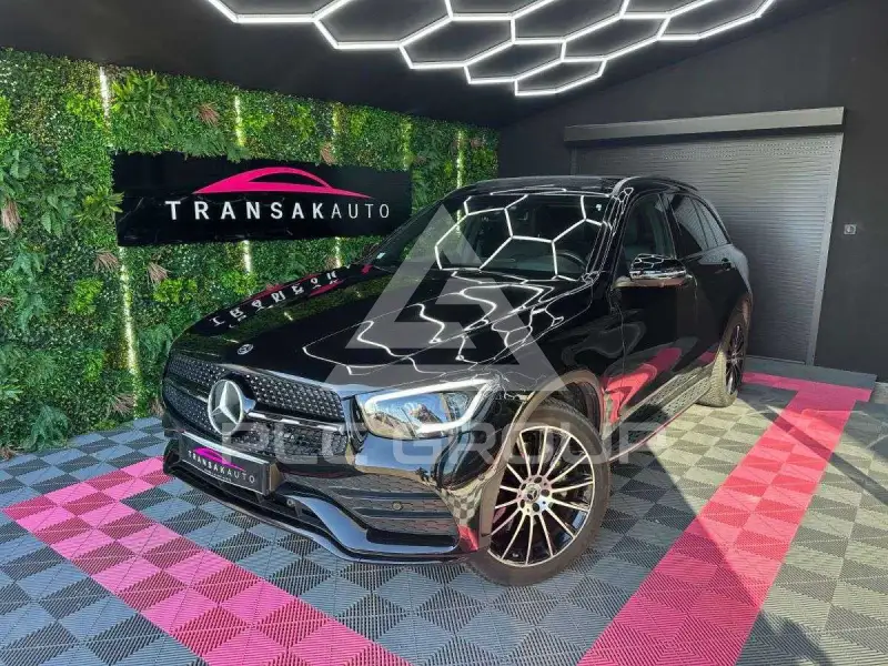 2021 Mercedes Benz GLC 220