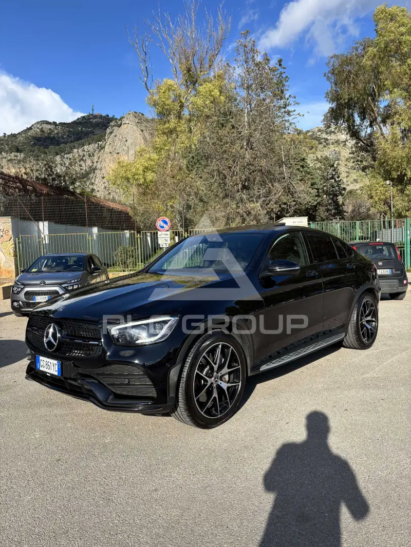 2021 Mercedes Benz GLC 220