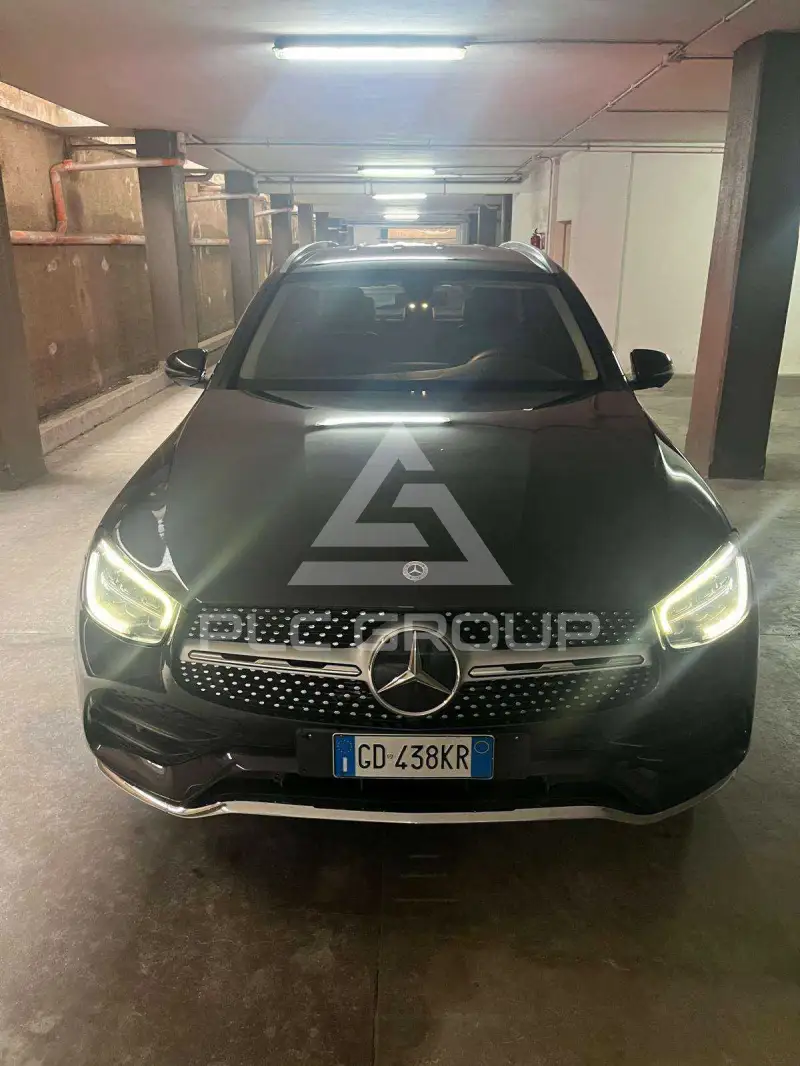 2021 Mercedes Benz GLC 220