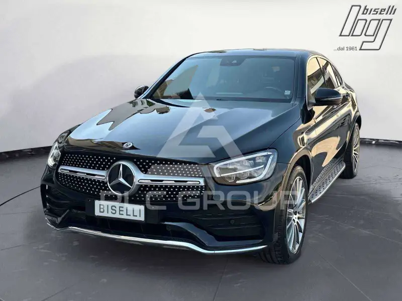 2021 Mercedes Benz GLC 220