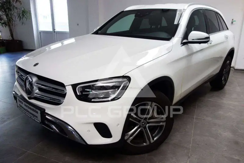 2021 Mercedes Benz GLC 220