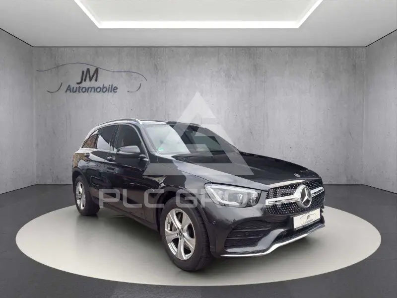 2021 Mercedes Benz GLC 220