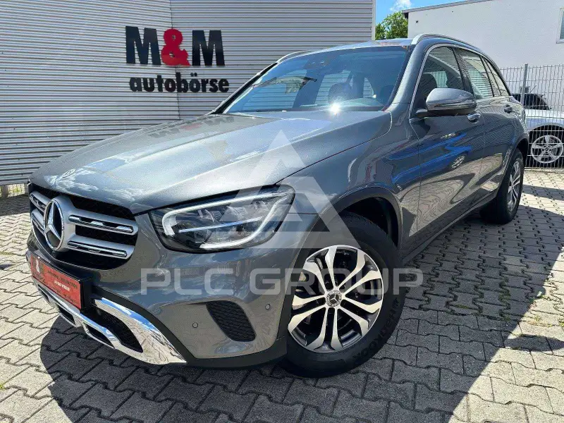 2021 Mercedes Benz GLC 220