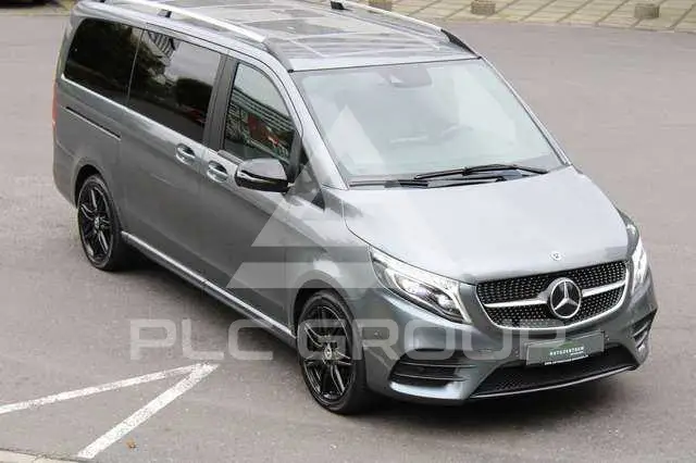 2021 Mercedes Benz V 300