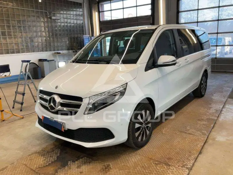 2021 Mercedes Benz V 300