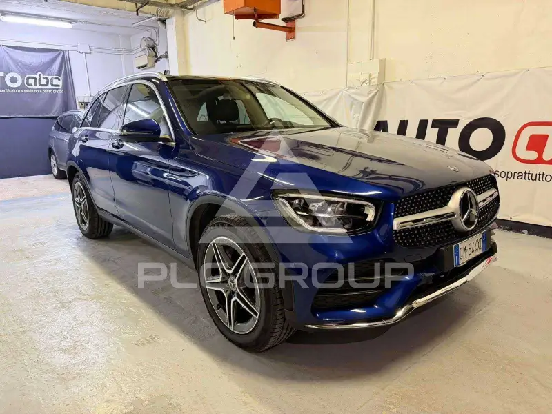 2021 Mercedes Benz GLC 400