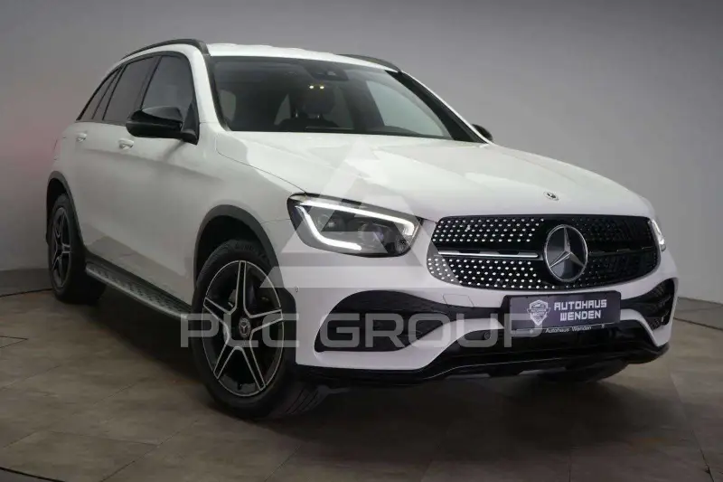 2021 Mercedes Benz GLC 400