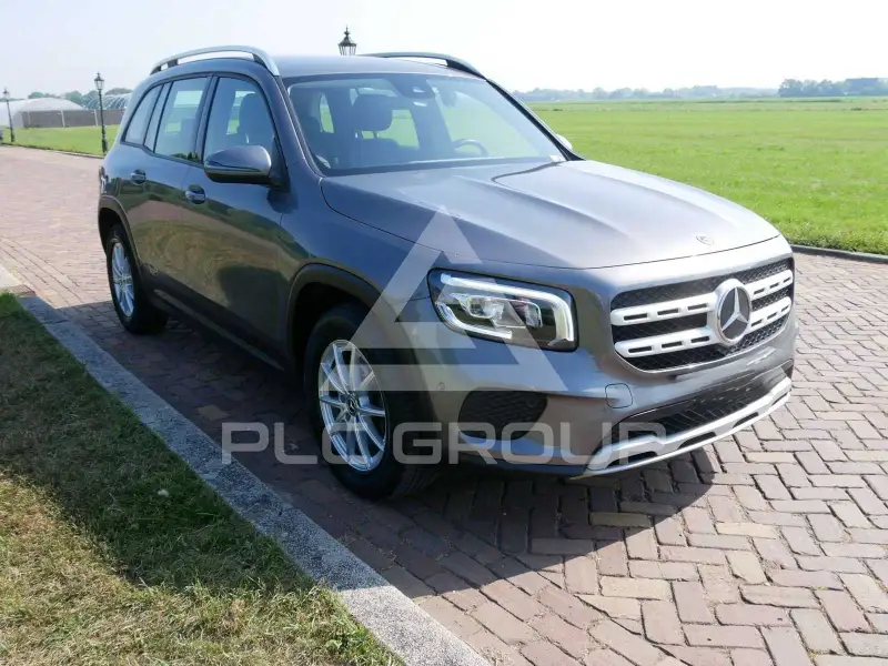 2021 Mercedes Benz GLB 180