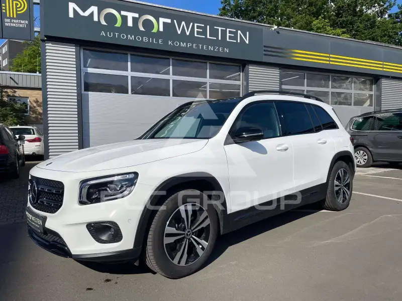 2021 Mercedes Benz GLB 220