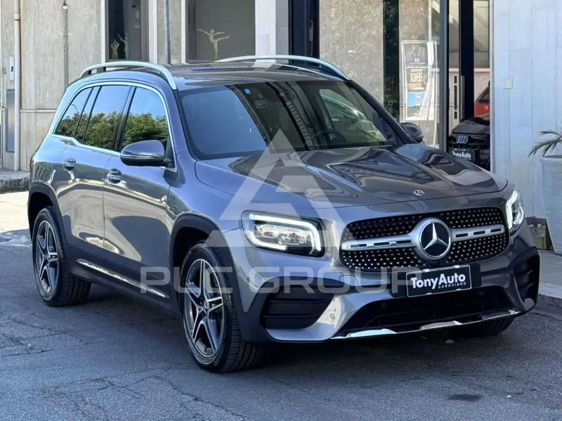 2021 Mercedes Benz GLB 220