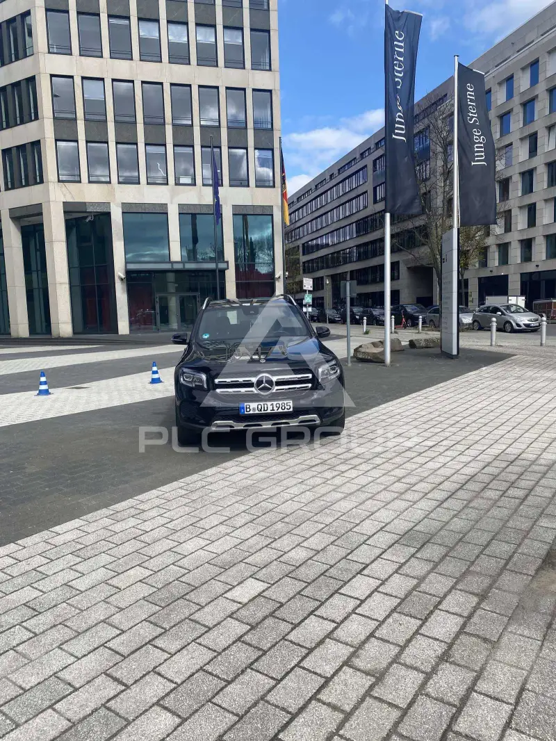 2021 Mercedes Benz GLB 220