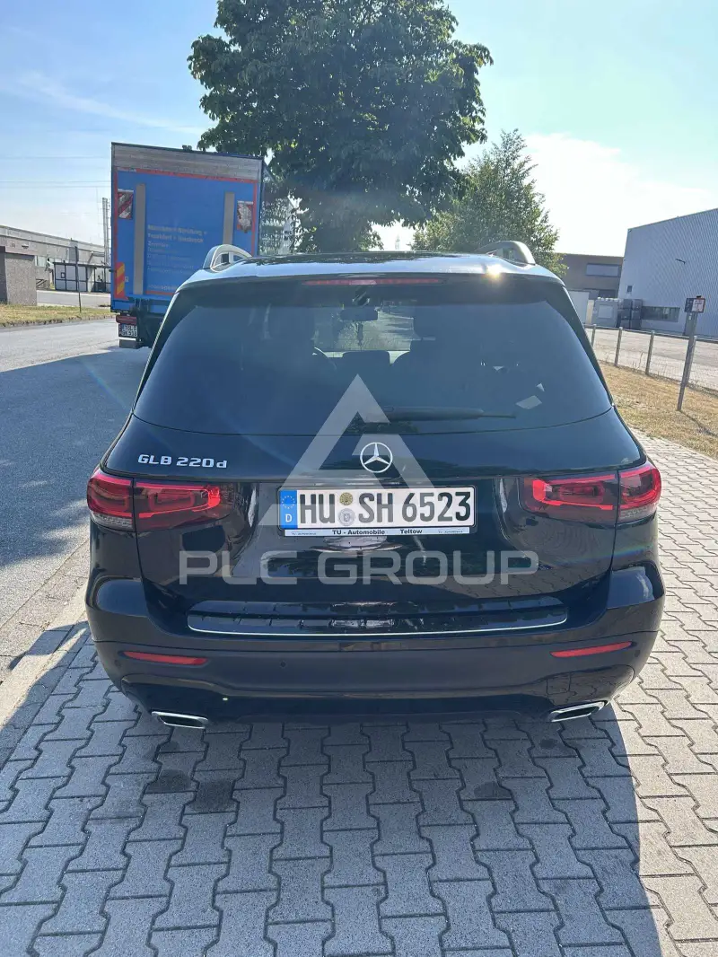 2021 Mercedes Benz GLB 220