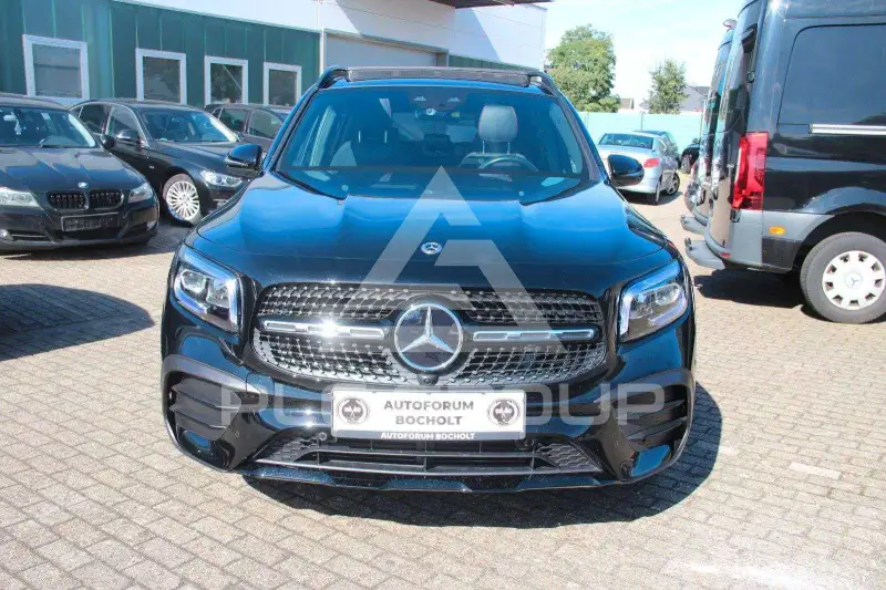 2021 Mercedes Benz GLB 220