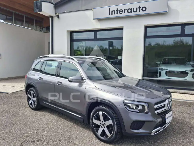 2021 Mercedes Benz GLB 220
