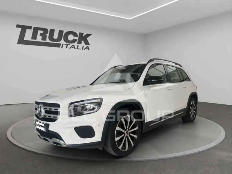 2021 Mercedes Benz GLB 220