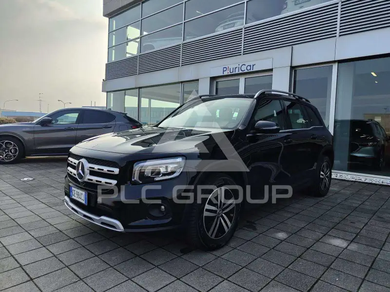 2021 Mercedes Benz GLB 220