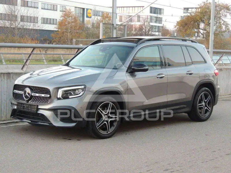 2021 Mercedes Benz GLB 220