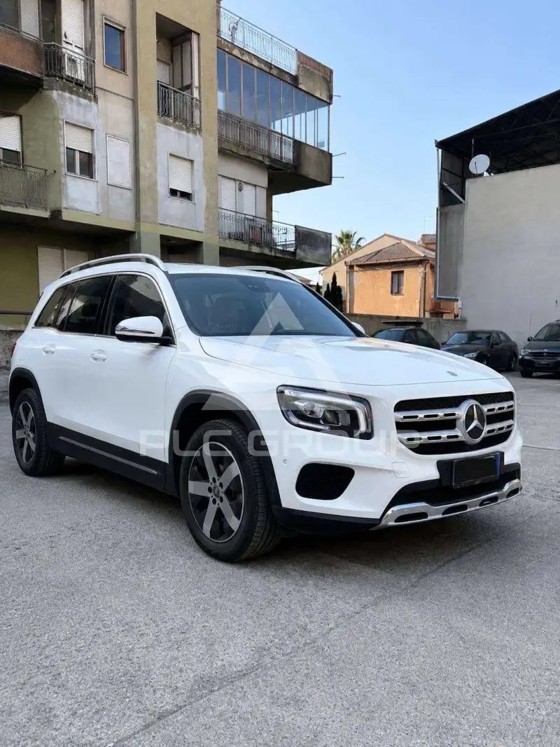 2021 Mercedes Benz GLB 220
