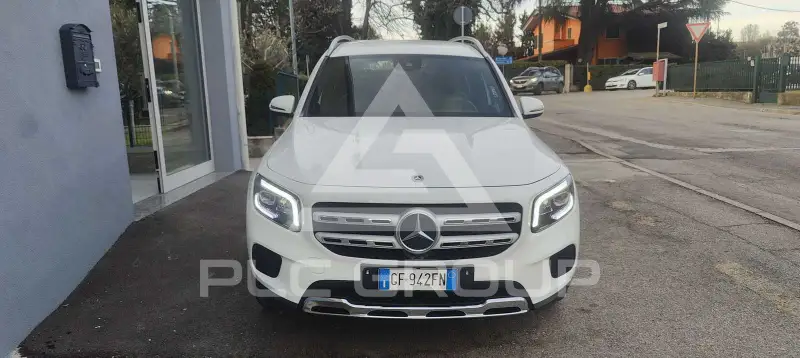 2021 Mercedes Benz GLB 220