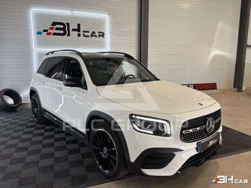 2021 Mercedes Benz GLB 220