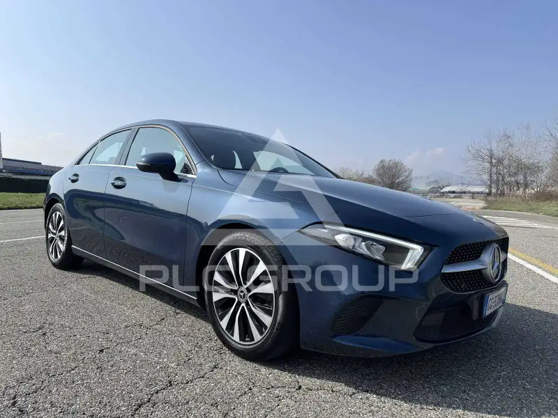 2021 Mercedes Benz A 220