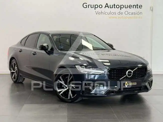 2021 Volvo S90