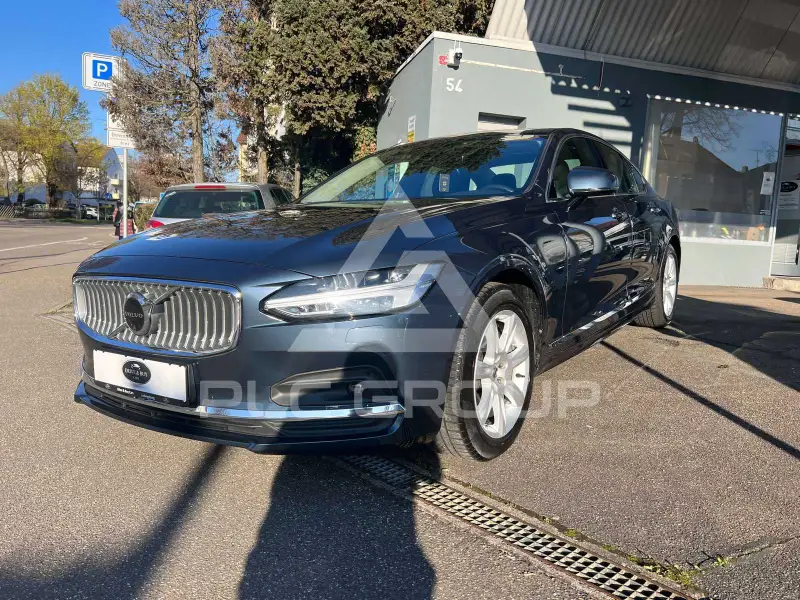 2021 Volvo S90