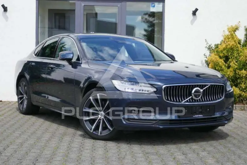 2021 Volvo S90