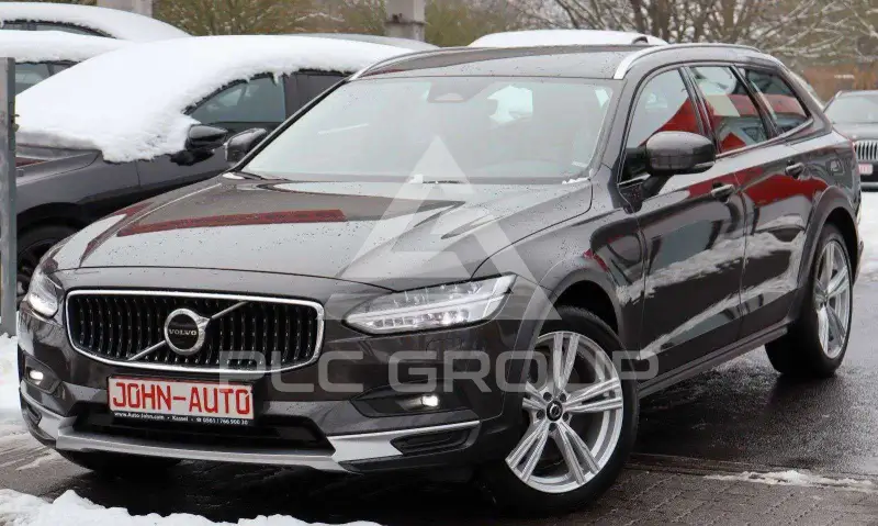 2021 Volvo V90