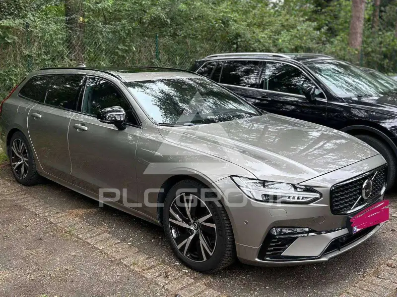 2021 Volvo V90