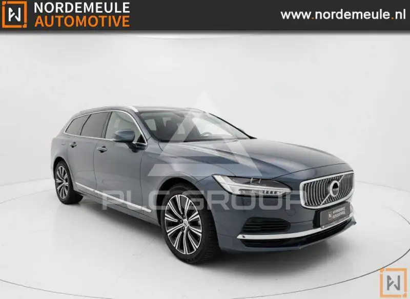2021 Volvo V90
