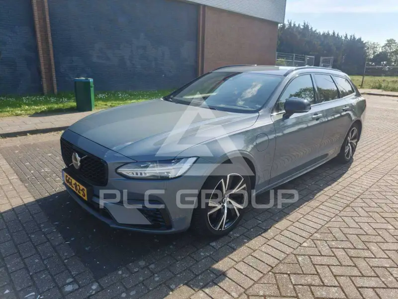 2021 Volvo V90