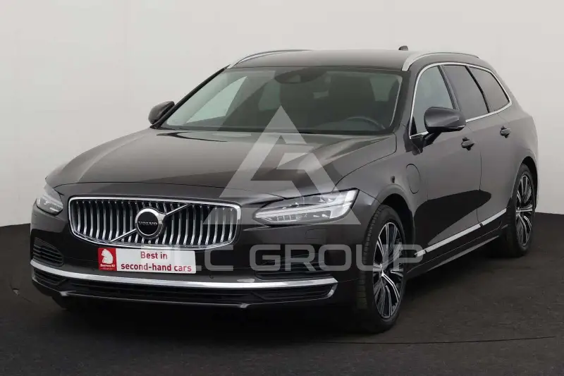 2021 Volvo V90