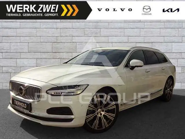 2021 Volvo V90