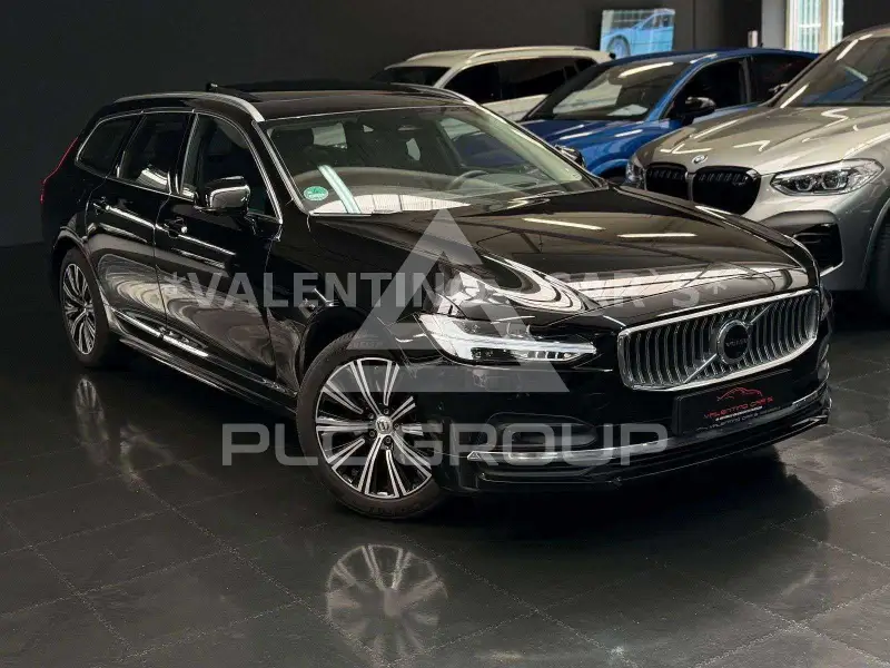 2021 Volvo V90